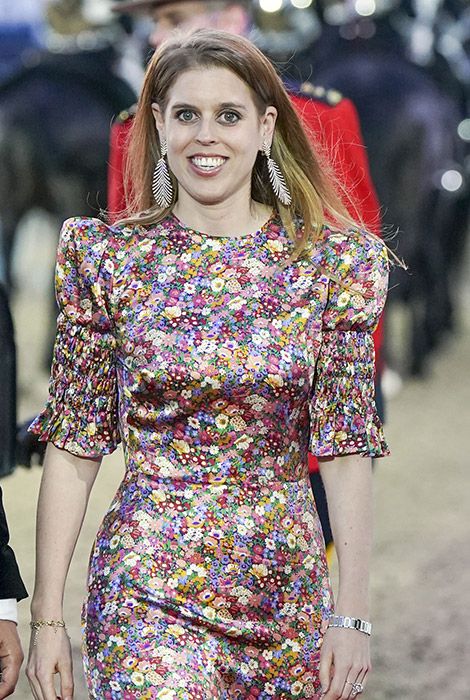 princess beatrice vampires wife dress