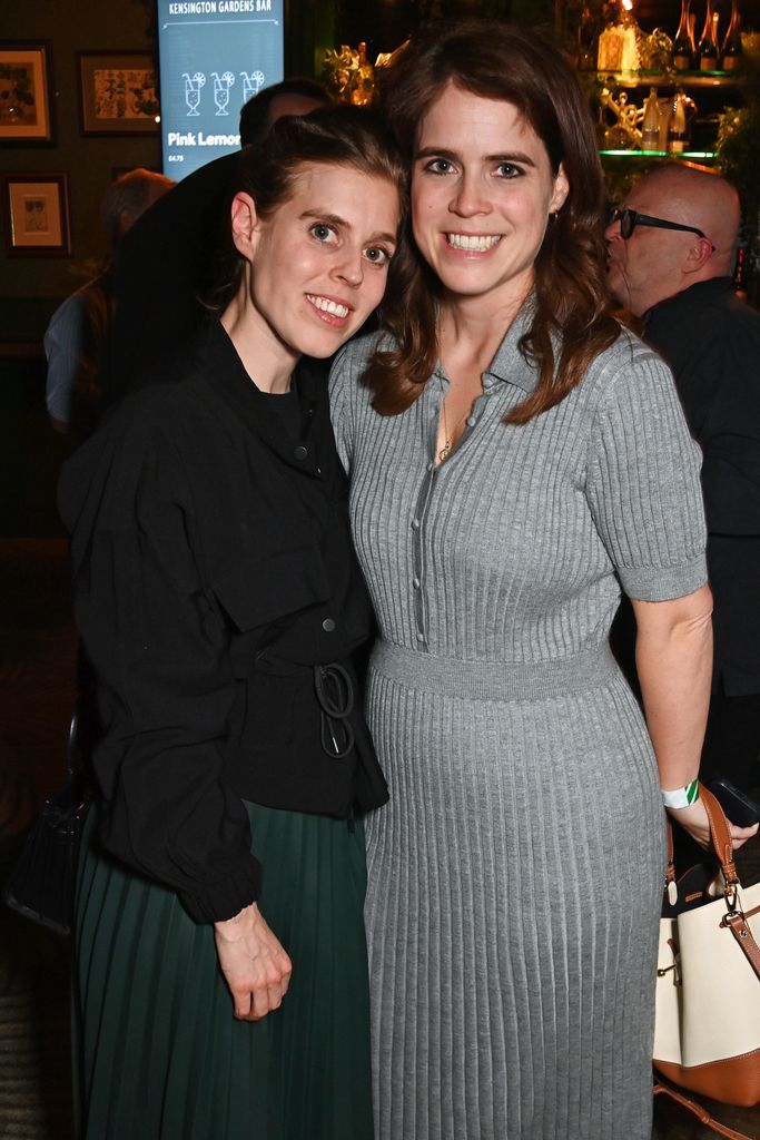  Princess Beatrice and Princess Eugenie at a party