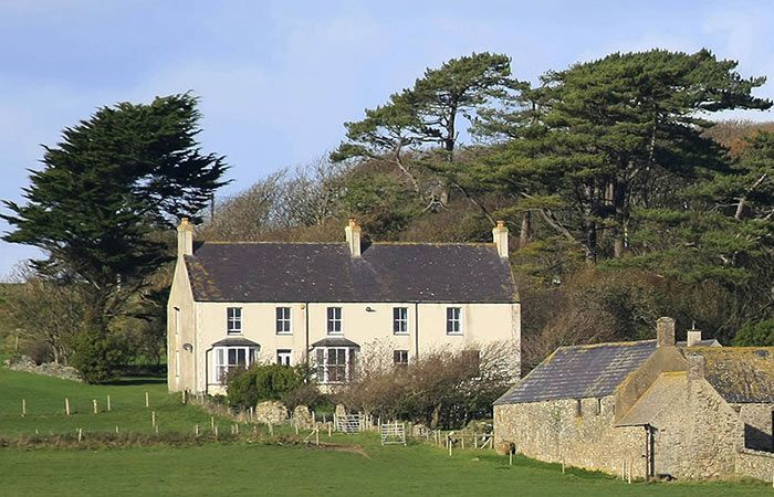 kate middleton william Anglesey farmhouse