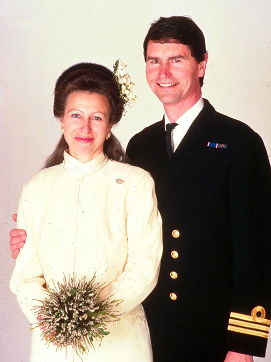 princess anne timothy laurence wedding photo