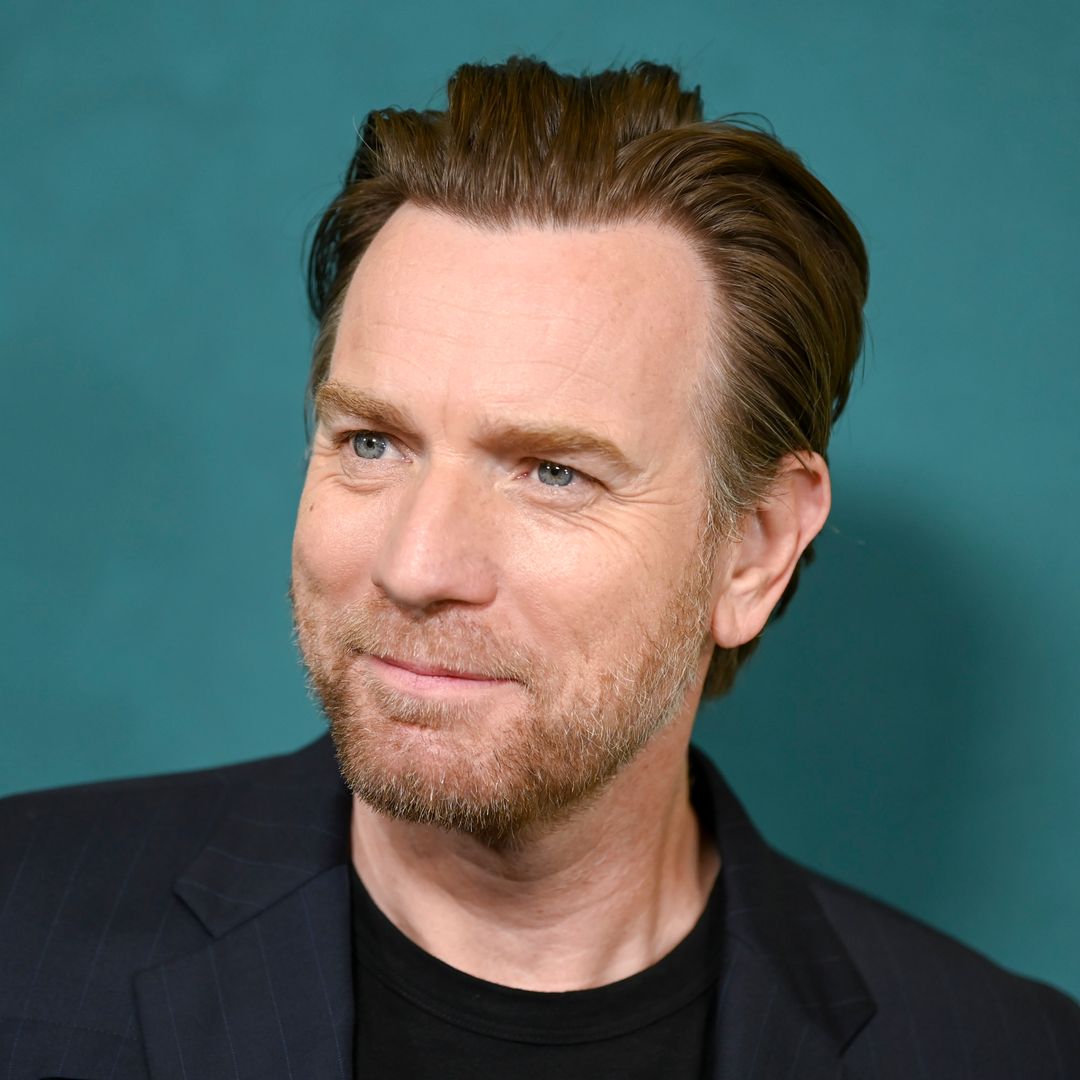 Ewan McGregor makes rare appearance with 4 of his kids during Hollywood Walk of Fame ceremony