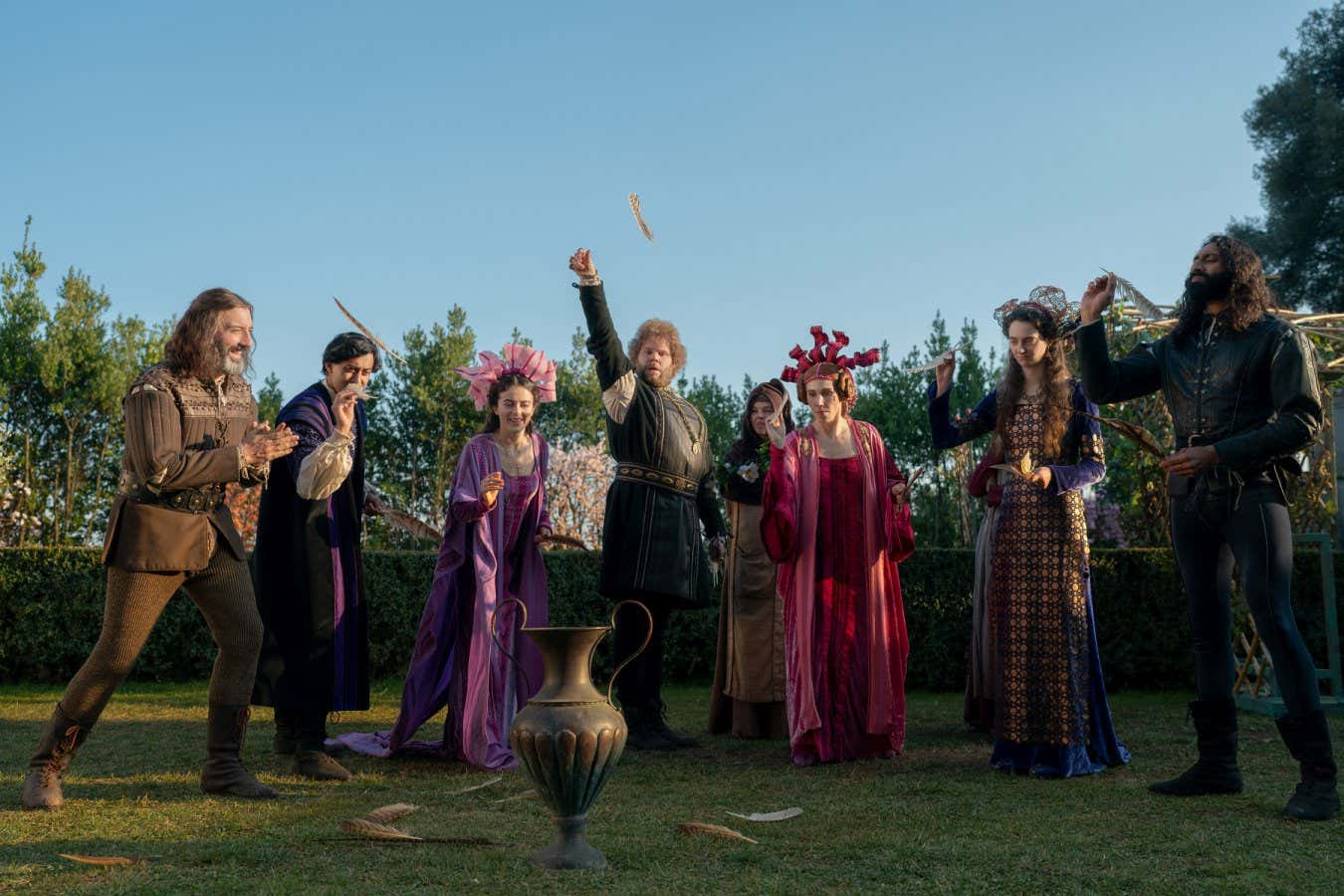 THE DECAMERON. (L to R) Tony Hale as Sirisco, Karan Gill as Panfilo, Lou Gala as Neifile, Douggie McMeekin as Tindaro, Saoirse-Monica Jackson as Misia, Zosia Mamet as Pampinea, Tanya Reynolds as Licisca, and Amar Chadha-Patel as Dioneo in Episode 103 of The Decameron. Cr. Giulia Parmigiani/Netflix ?? 2023