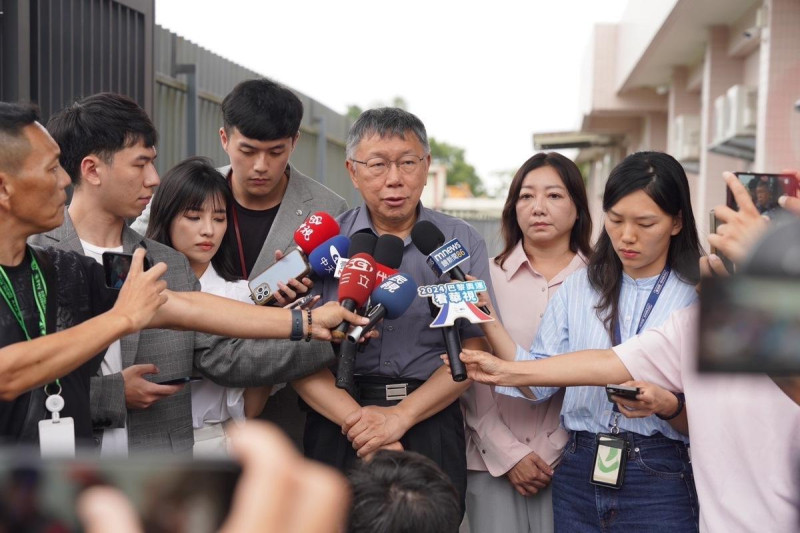 新竹市長高虹安涉貪案今一審遭判7年4月，褫奪公權4年，可上訴。圖為民眾黨主席柯文哲受訪回應。   圖：民眾黨 / 提供