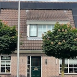 Solar adoption is high in the Netherlands, with one third of Dutch homes hosting rooftop panels. The country now has the highest per-capita solar generation in Europe. 