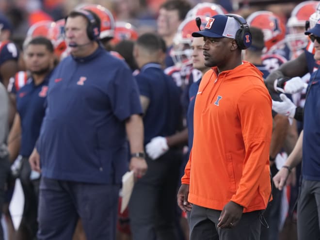 Aaron Henry coaching with a heavy heart after the loss of his sister