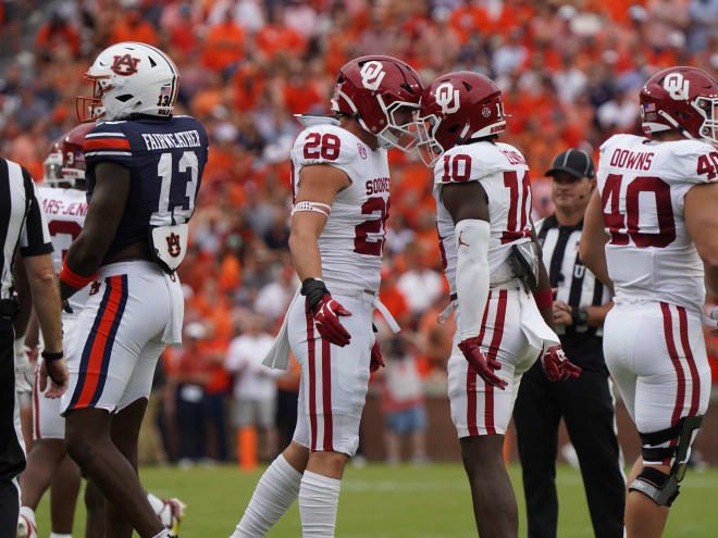 Halftime Huddle: Sooners locked in a tight one with Auburn