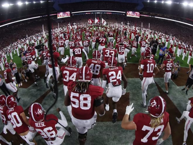 Alabama jumps to No. 1 in AP Poll after thrilling win over Georgia