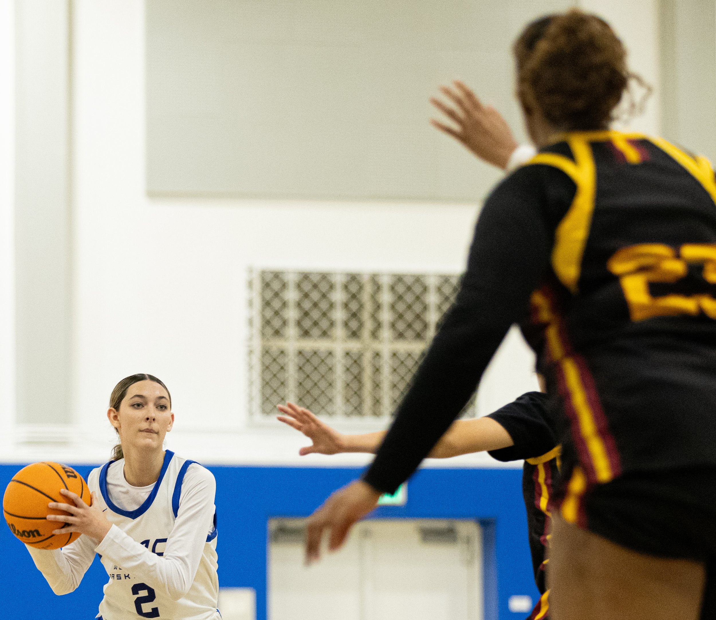  Corsair forward Mackenzie Iams(2) from Santa Monica College(SMC) looking for an open player to pass to during their game against Saddleback College Bobcats in the SMC Pavillion Gym at Santa Monica, Calif. Corsairs lost 62-50 to put them in a 3-game 