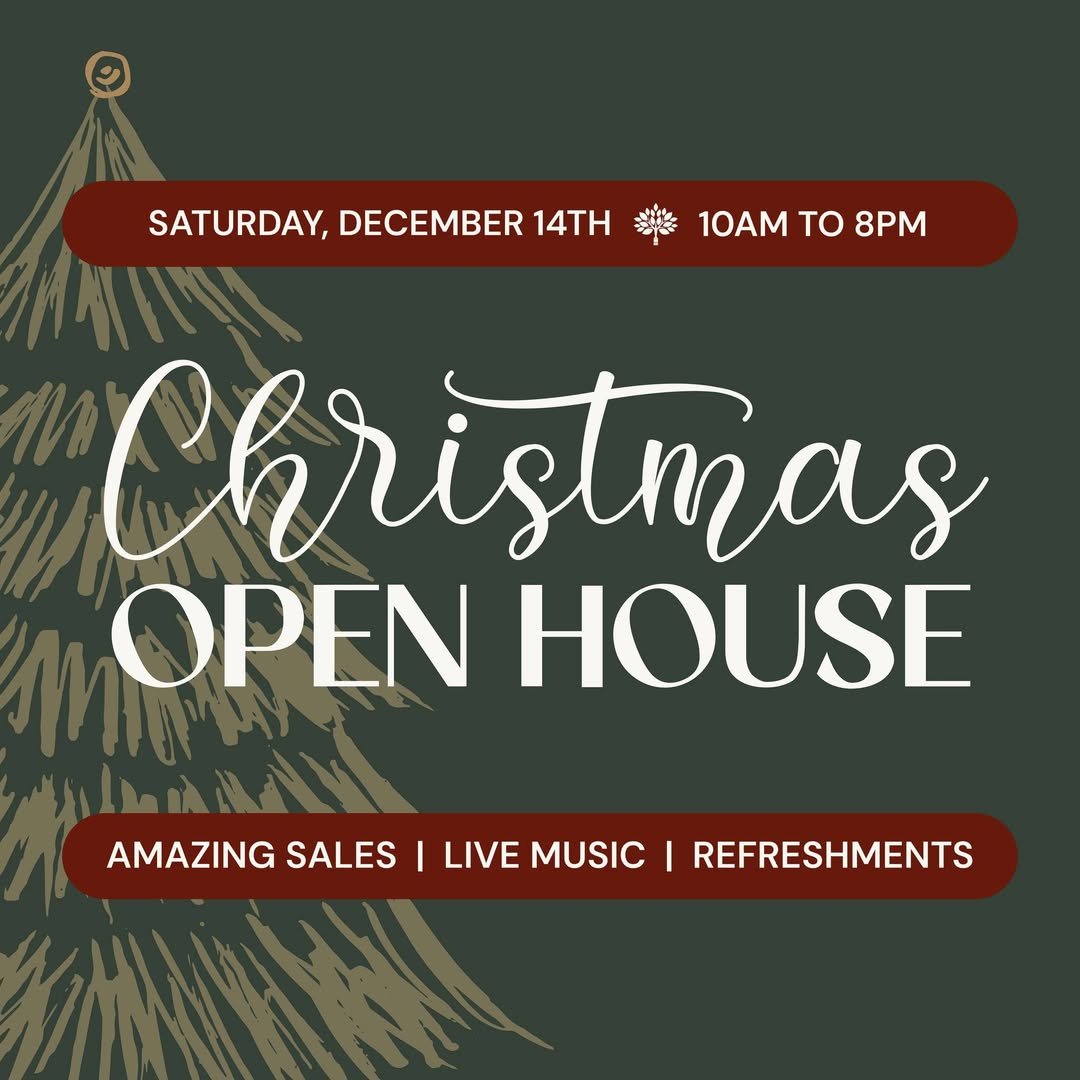 Celebrate the season of giving at Painted Tree&rsquo;s Christmas Open House on Saturday, December 14th from 10am to 8pm! With hundreds of shops under one roof, there is something for everyone on your list at Painted Tree.
Eat, drink, shop, and be mer