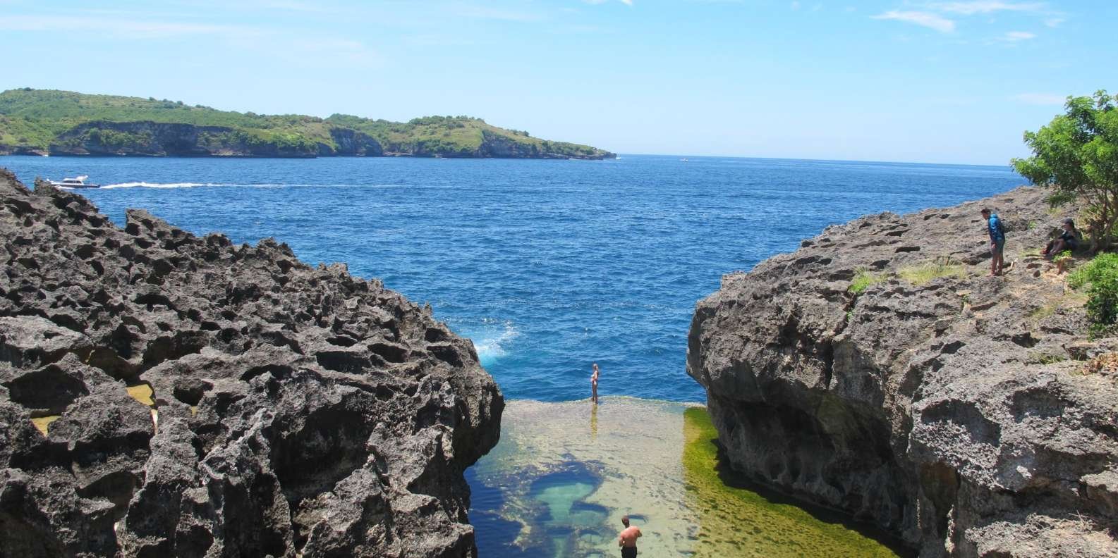 015-best-of-nusa-penida-angel-s-billabong-beach-crystal-bay-3-t123935.jpg