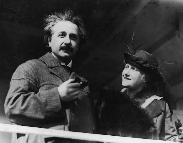 Einstein with his wife during his visit to Egypt