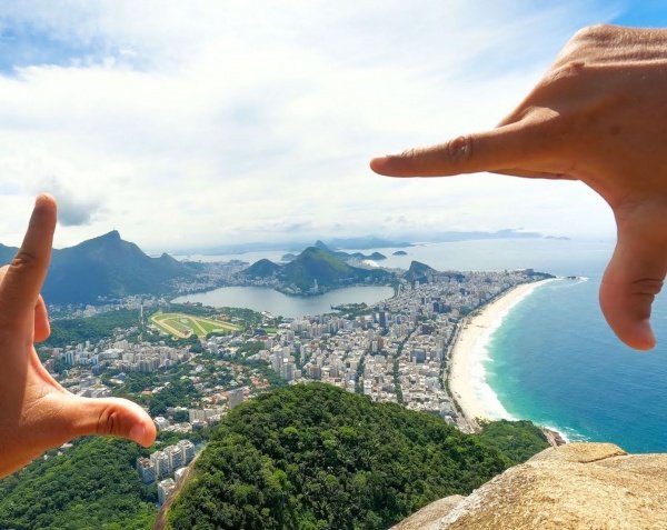 Banner Caminhada Morro Dois Irmãos e Vidigal, a vista mais bonita do Rio