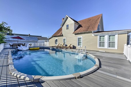 Wildwood Vacation Rental | 3BR | 2BA | 1,800 Sq Ft | Stairs Required to Access