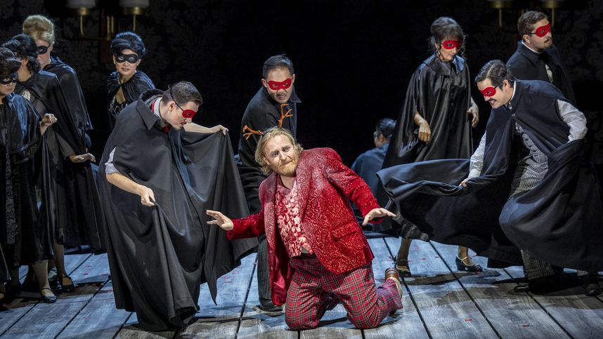 Premiere von „Falstaff“ am Landestheater: Wie Giuseppe Verdi das Lachen lernte