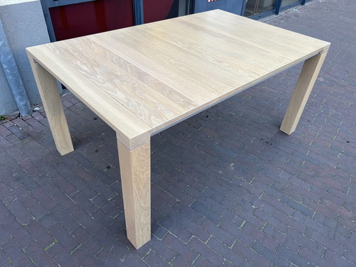 Leolux Vivre Extending table 160-212