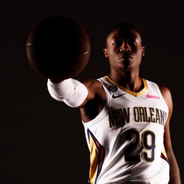 Sep 26, 2022; New Orleans, LA, USA; New Orleans Pelicans forward Daeqwon Plowden (29) poses for a photo during media day at Smoothie King Center. Mandatory Credit: Andrew Wevers-USA TODAY Sports