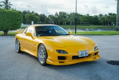 也太扯！一輛水噹噹的二手Mazda RX-7正以不到百萬價格拍賣