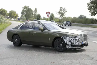 小改款《Rolls-Royce Ghost》輕偽裝現身｜外觀微更動 預計沿用V12引擎