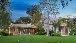 072724 Ben Affleck purchases house MLS