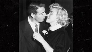 Marilyn Monroe and Joe DiMaggio