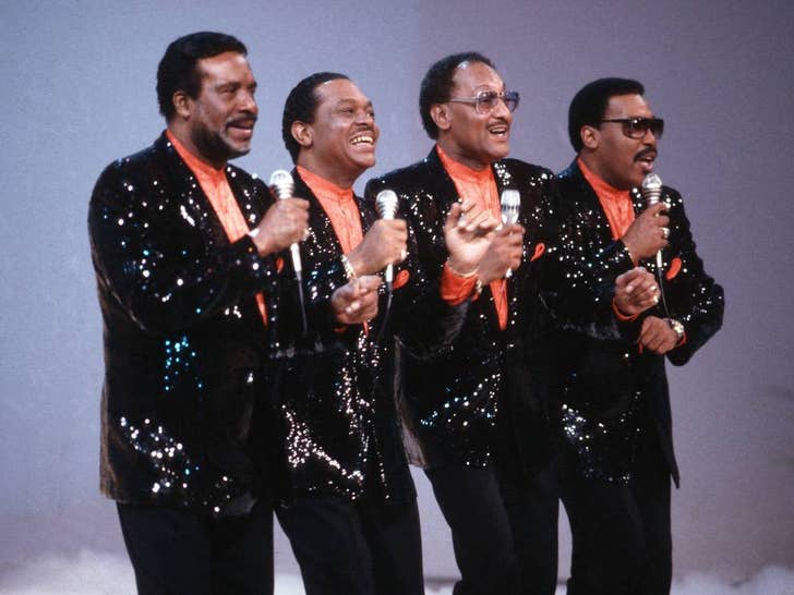 Four Tops Performance Photos