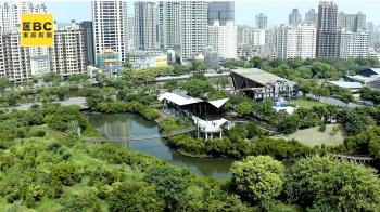 台灣唯一！市中心的生態公園首排燙金輕豪宅曝