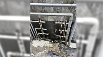 北市驚見水錶大盜！水電工缺錢「狂拔10顆」住戶氣炸報警