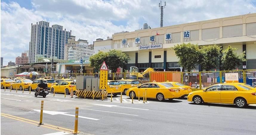 中壢車站「全台最噁最醜」？妹子見亂象崩潰 在地人也無奈