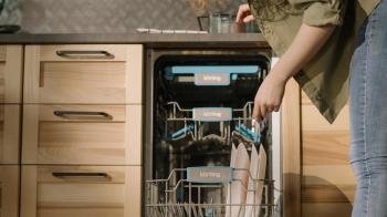 人妻想買洗碗機「嵌入VS獨立式」怎選？過來人狂推這款：買大不選小