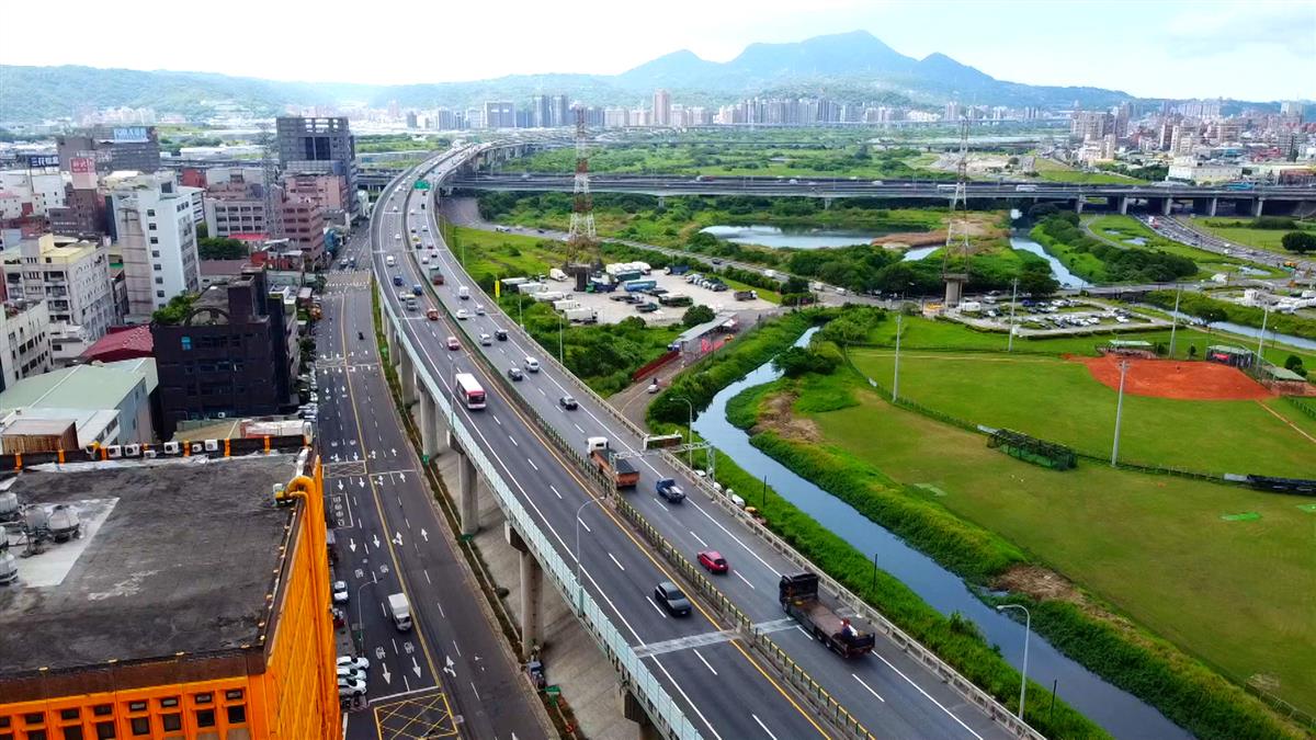 龍年開春股房市起飛 投資瞄準軌道經濟