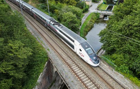 La capacité des TGV entre Paris et le Sud-Ouest va gagner 10 % en 2026