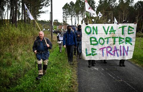 Trois interpellations et 500 objets saisis à la manif anti-LGV en Gironde