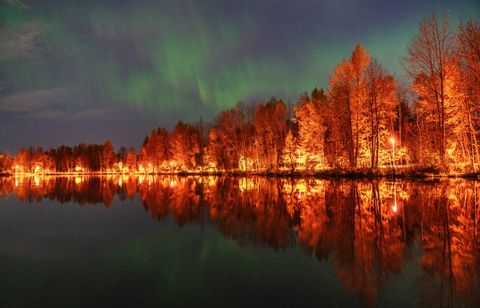 Des aurores boréales ont sublimé le ciel cette nuit partout dans le monde