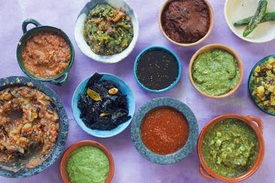 Salsa Taquera en Molcajete 