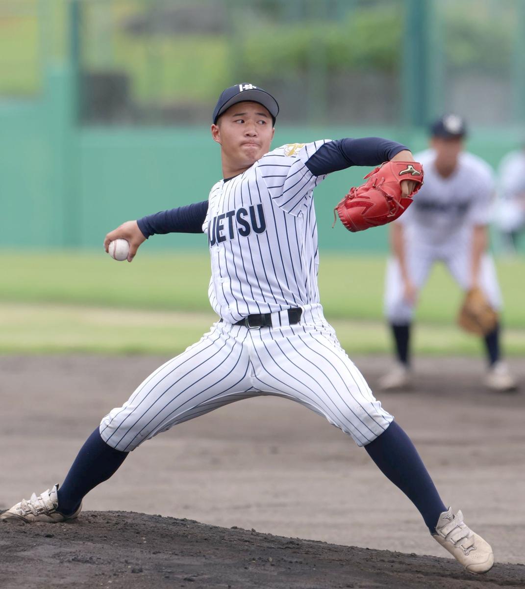 北越－六日町　北越先発の佐藤亜希人＝新発田市五十公野