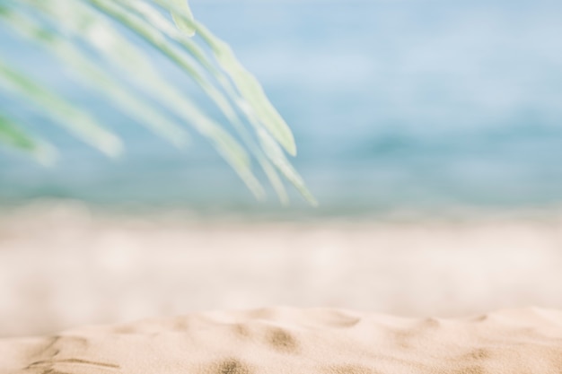 Foto gratuita sfondo sfocato spiaggia