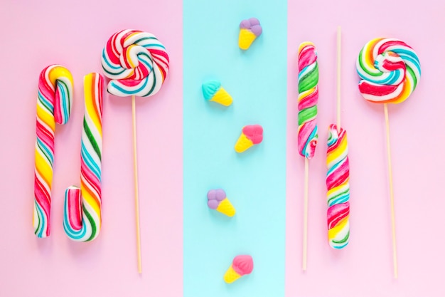 Foto gratuita lollipop e gelatine di gelatina