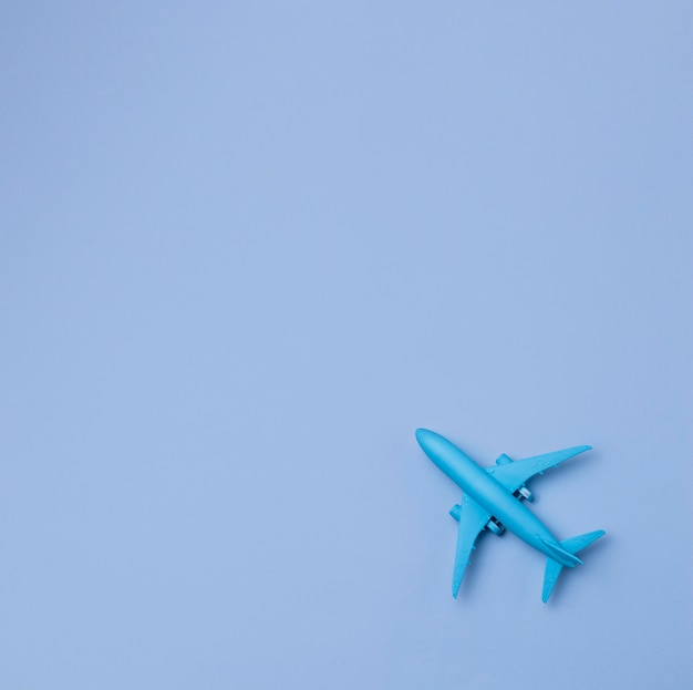 Foto gratuita vista dall'alto aereo con spazio di copia