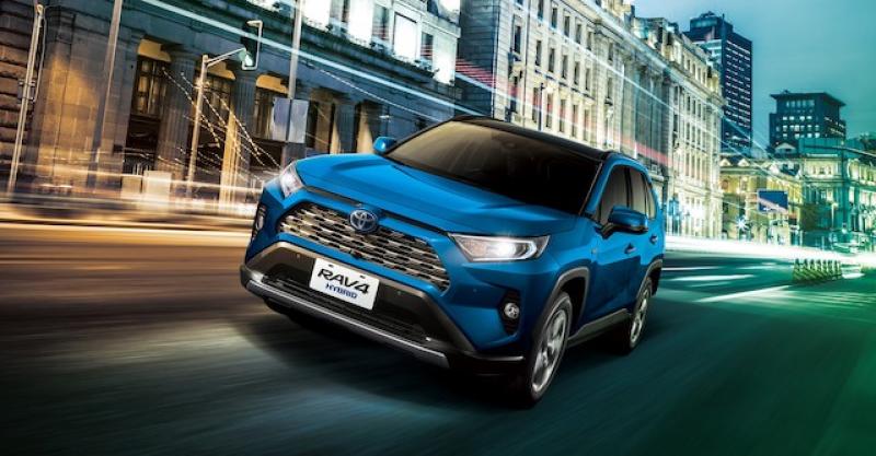 預購 5 天，RAV4 2.5 升油電車型，佔預購的 3 成比重。