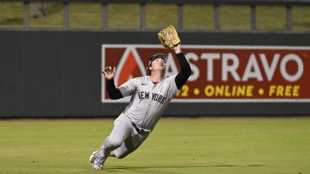 Garrett Martin's great diving catch