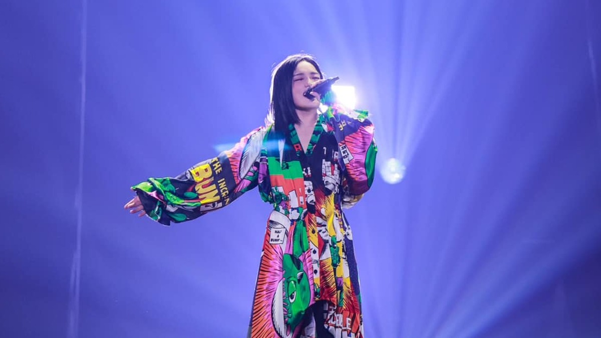 徐佳瑩近日在中國武漢開唱，在演唱會期間獻唱〈會呼吸的痛〉，讓粉絲們在網路上狂刷：「高級地獄哏！」（圖／翻攝自徐佳瑩臉書）
