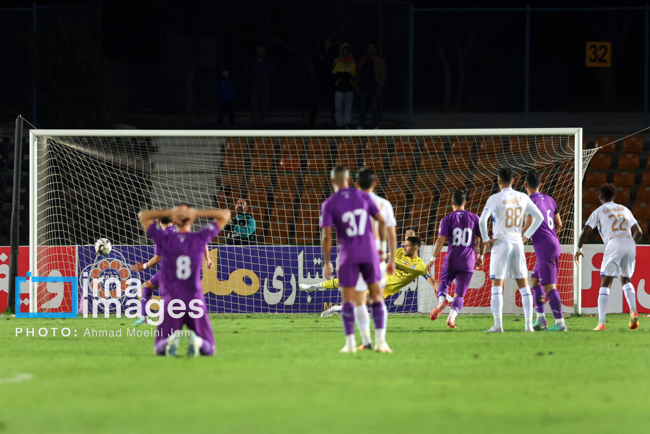 Iran Pro League: Esteghlal vs. Havadar