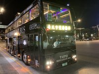 北市雙層觀光餐車啟航 元旦前千席座位售罄