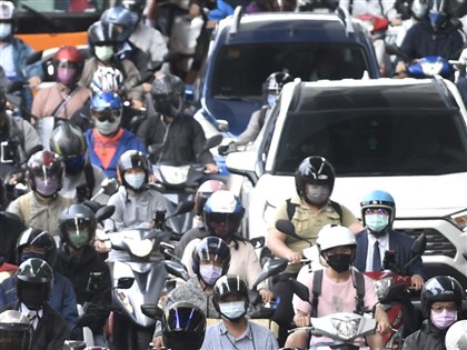 遭指宣導機車禮讓客車 北市交通局：溝通落差