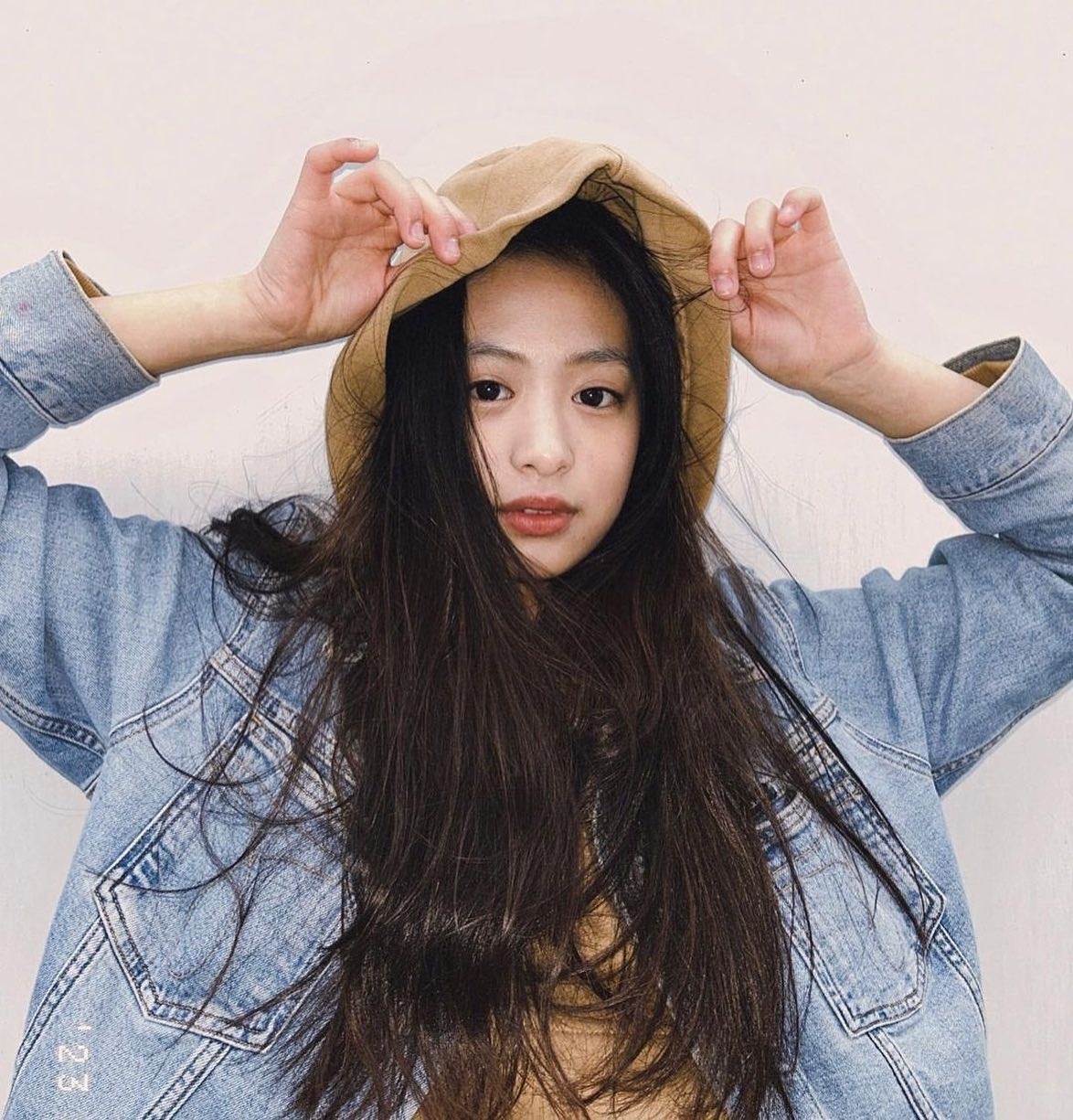 Ahyeon未出道已退出BABYMONSTER 高冷氣質獲封「小Jennie」