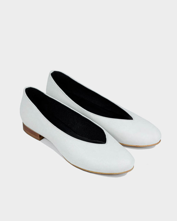 Bohema Desserto® Cactus Leather Vegan Ballerina Pumps | White