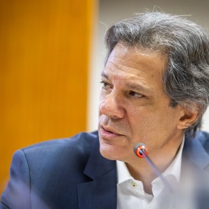 Isenção do IR, relação com Galípolo e críticas a Milei: os destaques da entrevista de Haddad