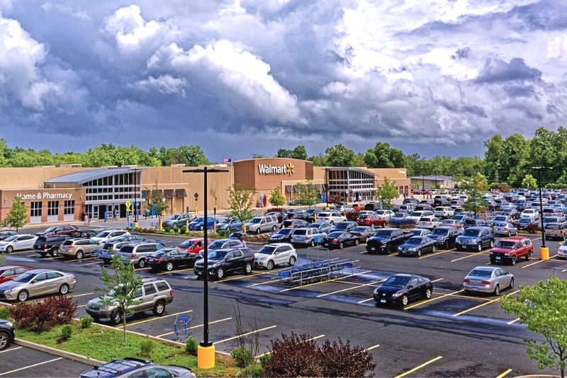 Walmart superstore near NYC