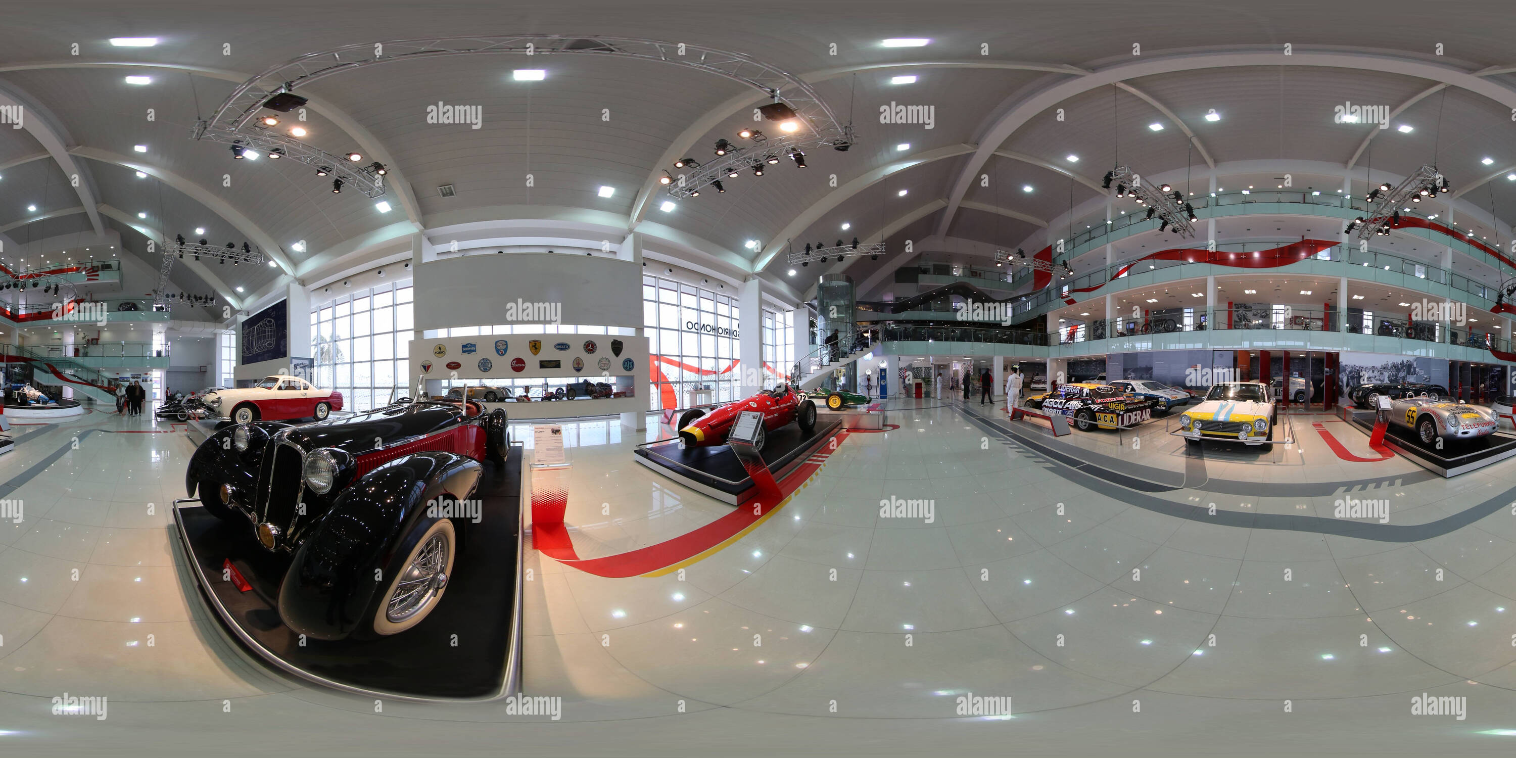 360 degree panoramic view of MUSEO DEL AUTOMOVIL EN TERMAS DE RIO HONDO