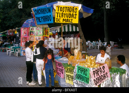 Mexicans, Mexican people, food vendor, food vendors, Mexican food and drink, food and drink, Chapultepec Park, Mexico City, Federal District, Mexico Stock Photo